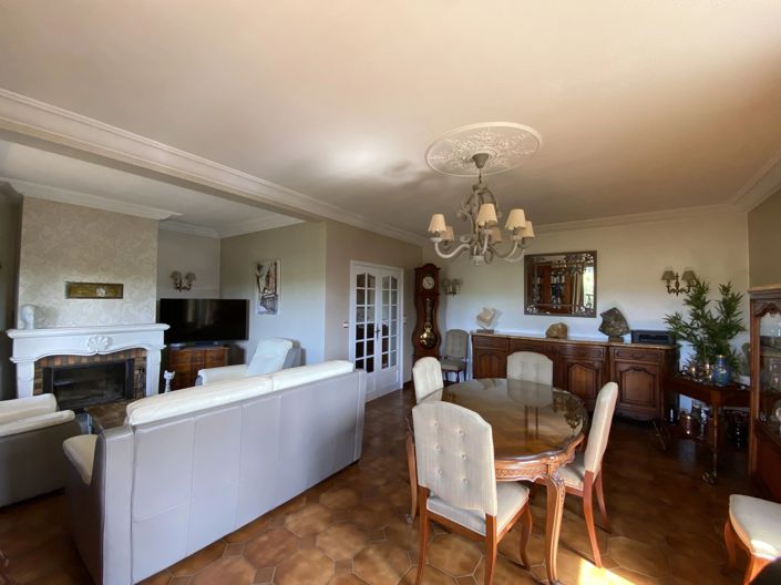 Image No.4-4 Bed House for sale
