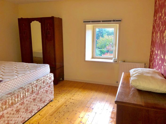 Image No.8-3 Bed House for sale