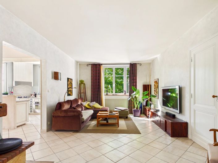 Image No.3-4 Bed House for sale