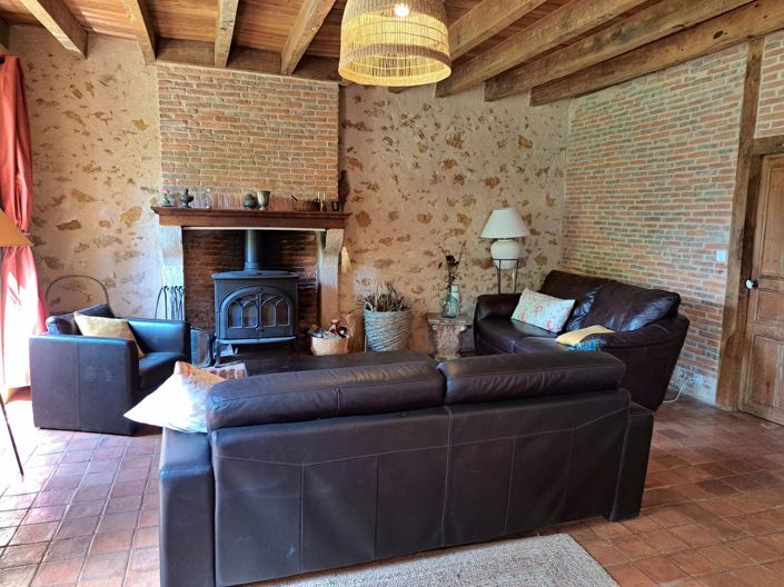 Image No.7-4 Bed House for sale