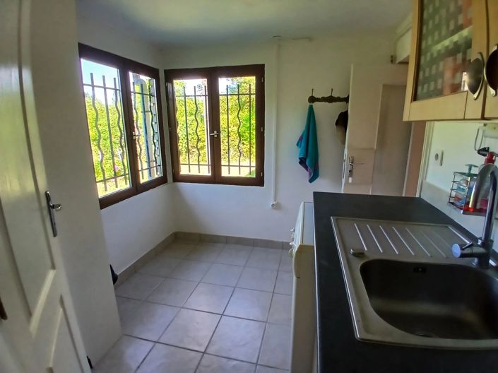 Image No.4-5 Bed House for sale