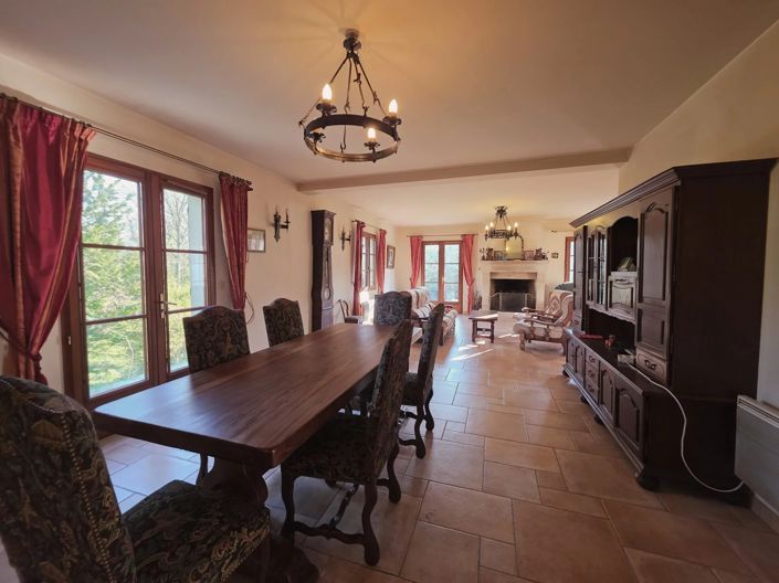 Image No.5-5 Bed House for sale