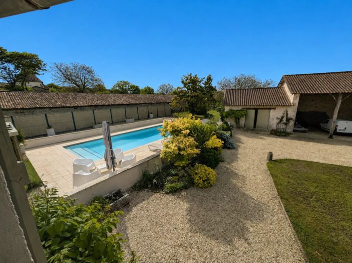 Image No.9-9 Bed House for sale