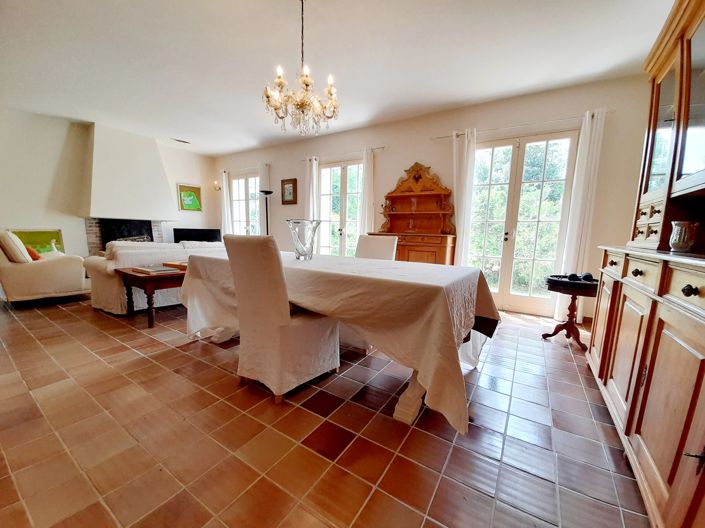 Image No.3-3 Bed House for sale