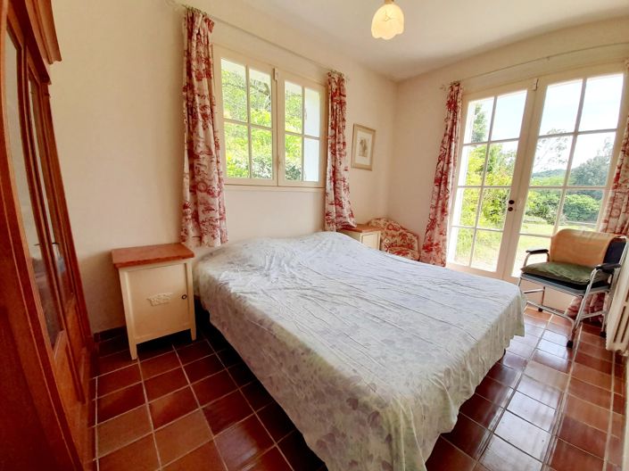 Image No.8-3 Bed House for sale