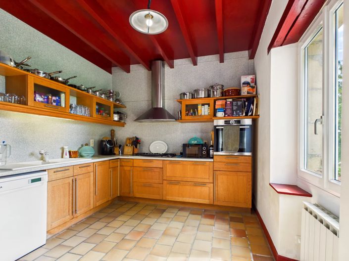 Image No.5-6 Bed House for sale