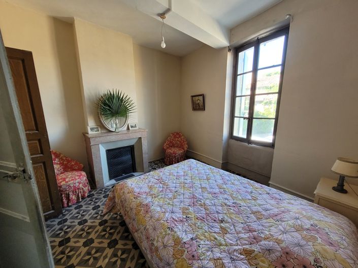 Image No.9-4 Bed House for sale