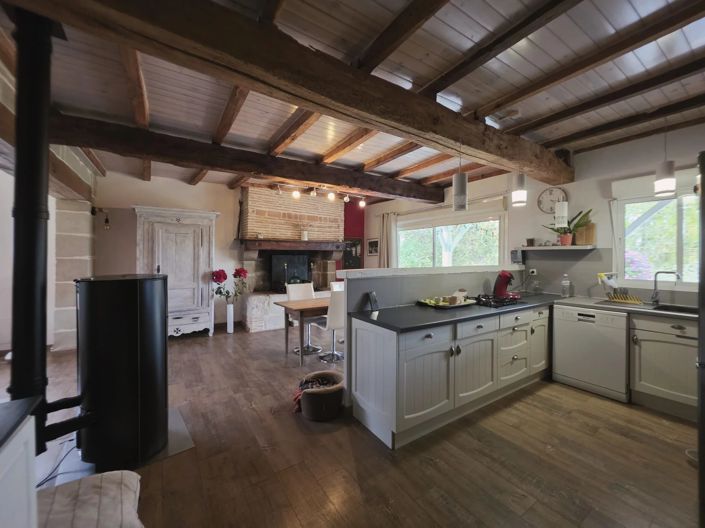 Image No.3-2 Bed House for sale