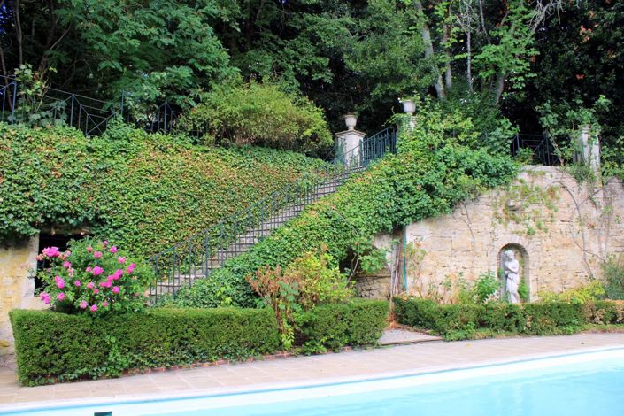 Image No.13-10 Bed House for sale