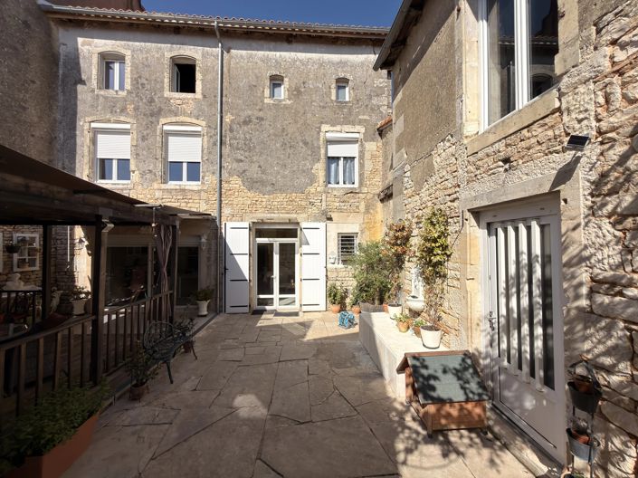 Image No.2-5 Bed House for sale