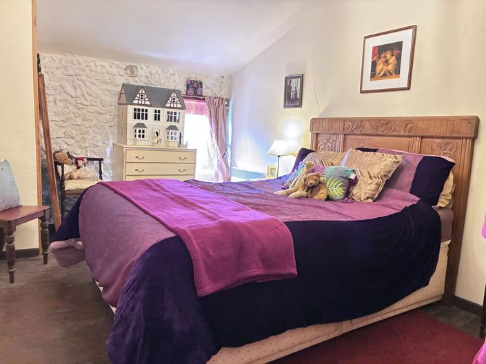 Image No.10-2 Bed Village House for sale