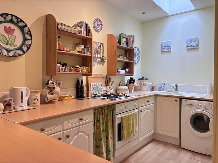 Image No.2-2 Bed Village House for sale