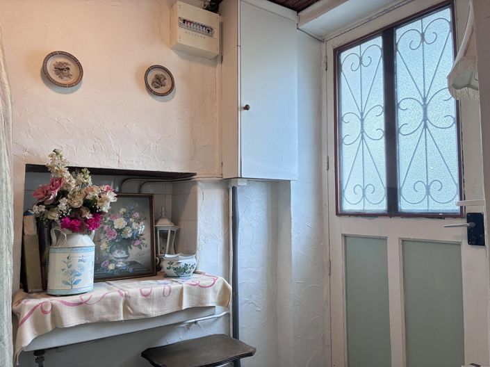 Image No.6-2 Bed Village House for sale