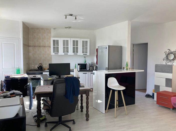 Image No.4-Propriété de 1 chambre à vendre à Châlus