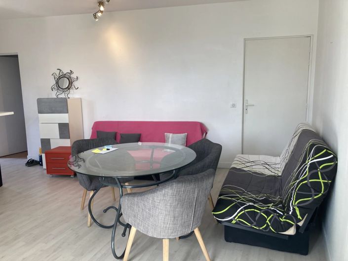 Image No.5-Propriété de 1 chambre à vendre à Châlus