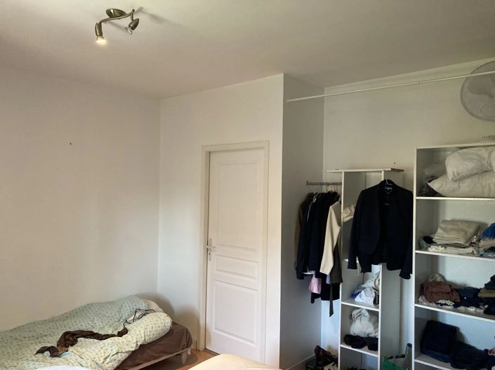 Image No.6-Propriété de 1 chambre à vendre à Châlus