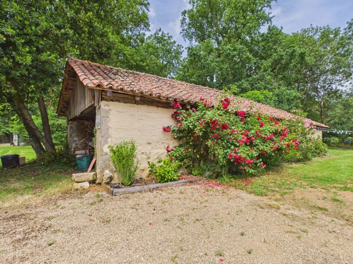 Image No.15-8 Bed House for sale
