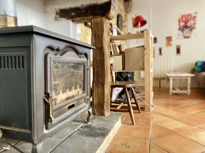 Image No.8-2 Bed Village House for sale