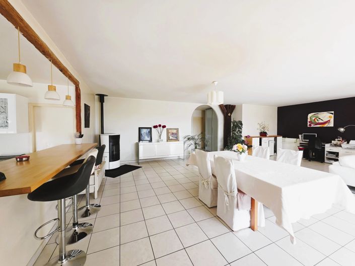 Image No.11-3 Bed House for sale