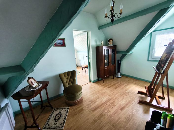 Image No.10-4 Bed House for sale