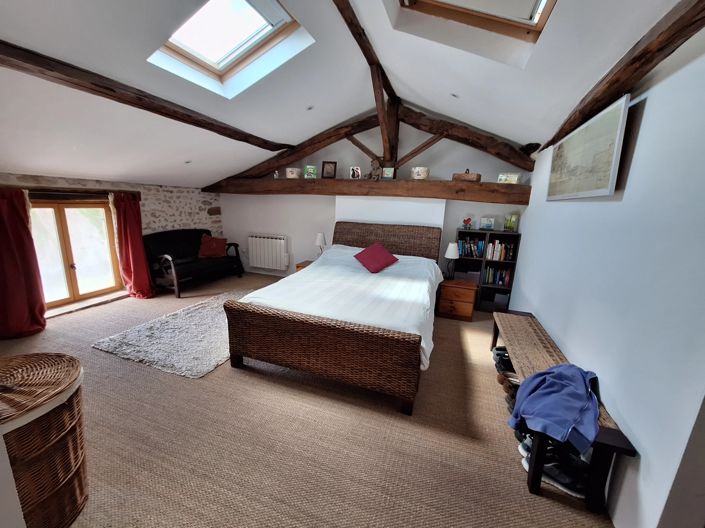 Image No.9-3 Bed House for sale