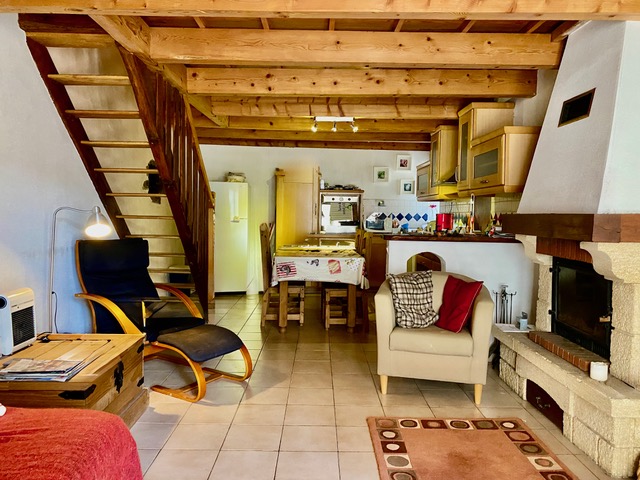 Image No.9-2 Bed House for sale