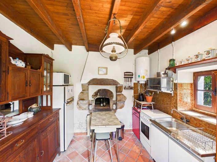 Image No.14-7 Bed House for sale