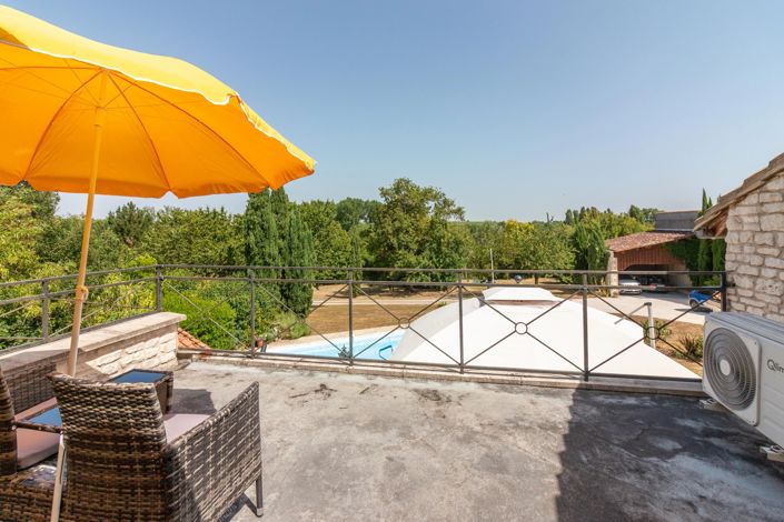 Image No.14-3 Bed House for sale