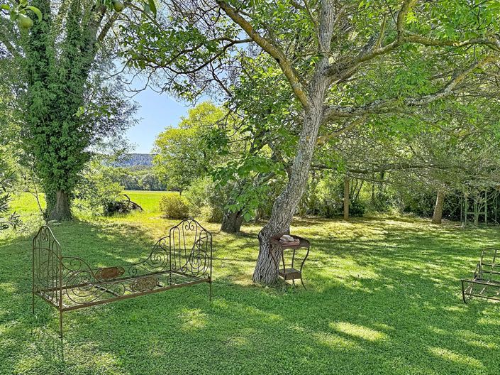 Image No.10-6 Bed House for sale