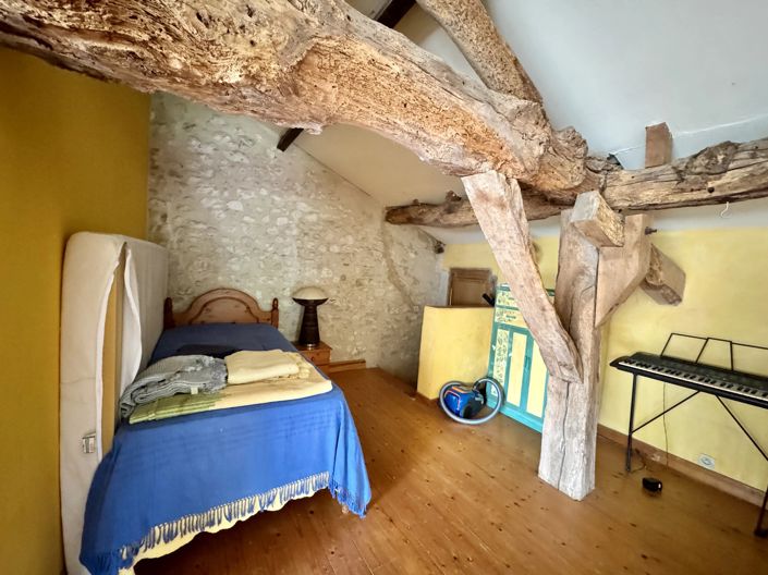 Image No.11-6 Bed Village House for sale