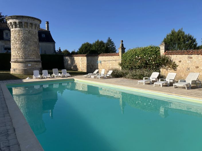 Image No.2-Propriété de 2 chambres à vendre à Charras