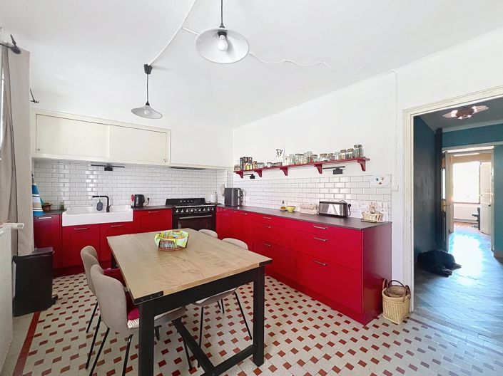 Image No.11-7 Bed Village House for sale