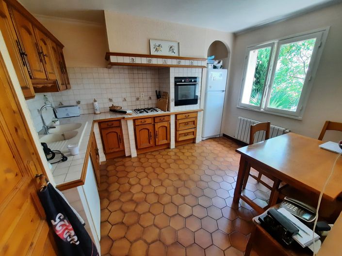 Image No.11-5 Bed House for sale