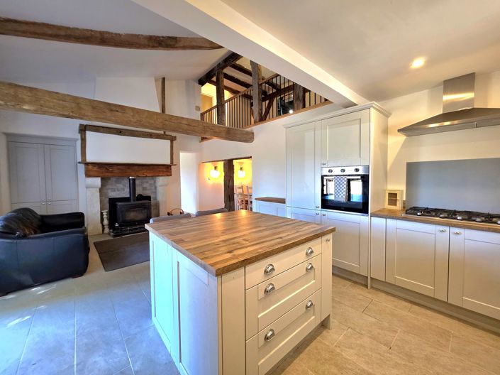 Image No.3-3 Bed House for sale
