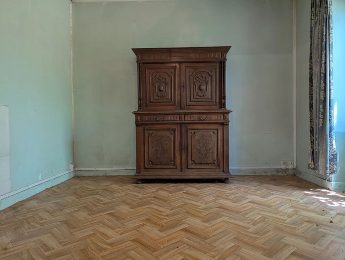 Image No.7-2 Bed Village House for sale