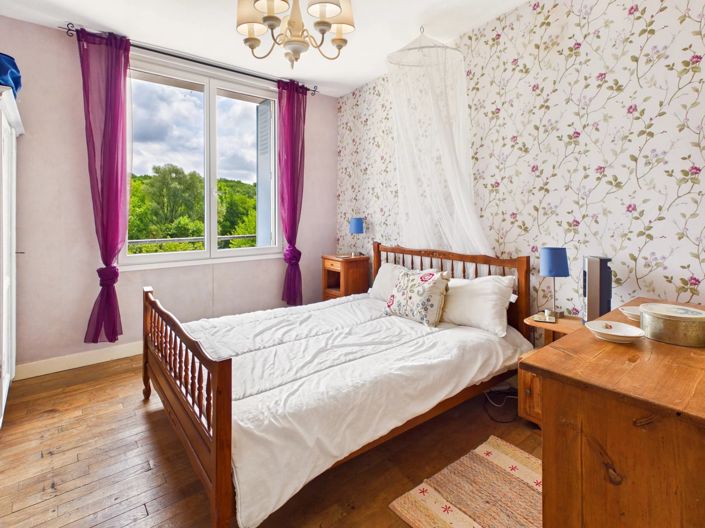 Image No.7-3 Bed Village House for sale