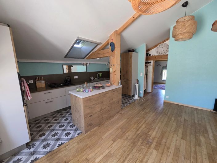 Image No.6-5 Bed House for sale