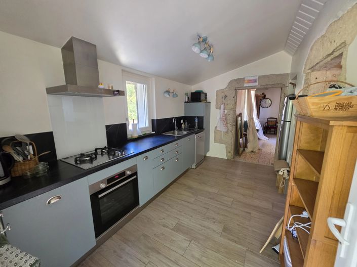 Image No.9-5 Bed House for sale