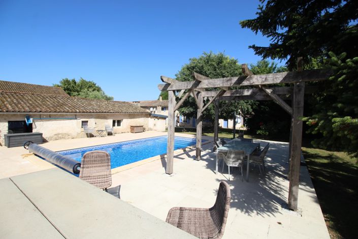 Image No.2-3 Bed House for sale
