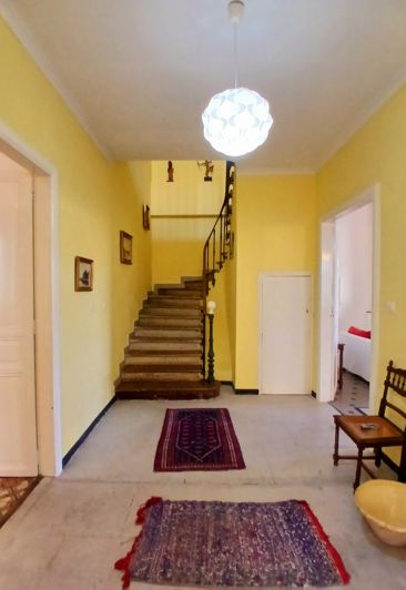 Image No.10-6 Bed House for sale
