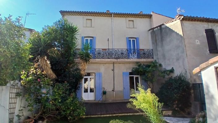 Image No.8-6 Bed House for sale