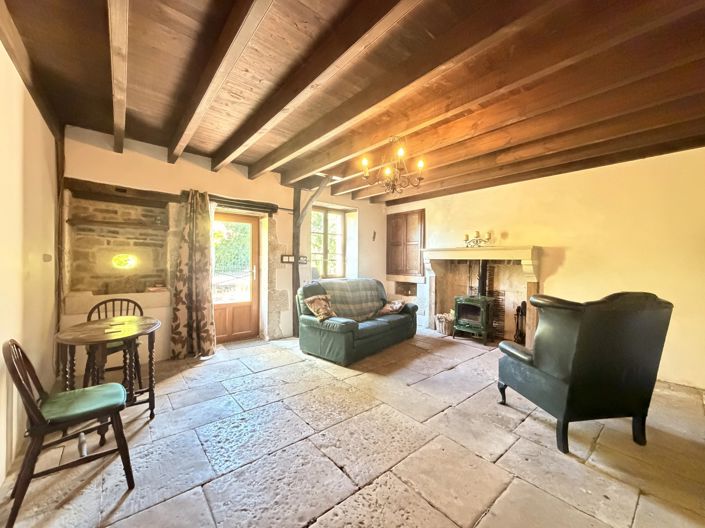 Image No.2-2 Bed House for sale