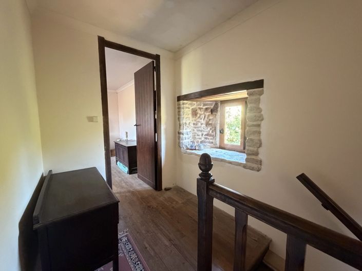 Image No.6-2 Bed House for sale