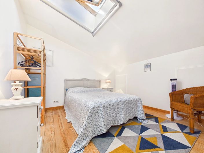 Image No.15-6 Bed House for sale