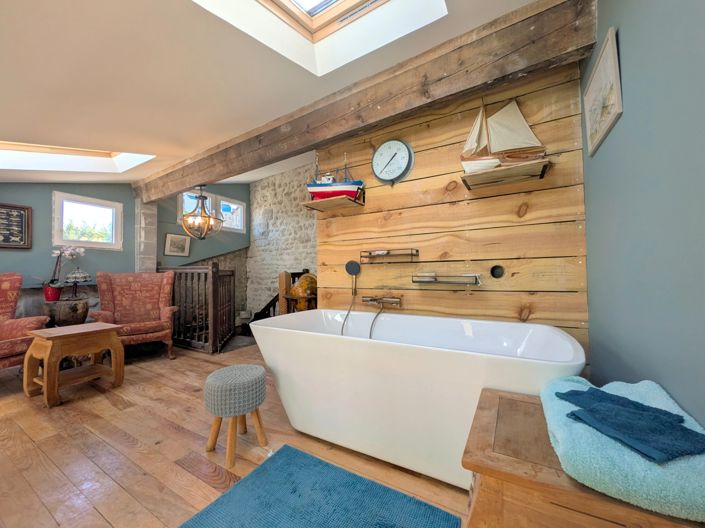 Image No.7-3 Bed Village House for sale