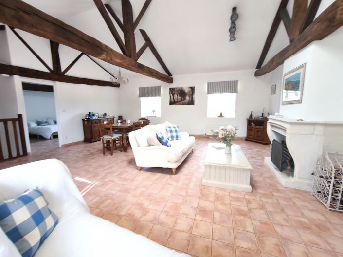 Image No.8-2 Bed Property for sale
