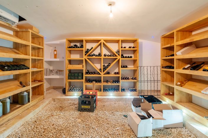 Image No.14-7 Bed House for sale