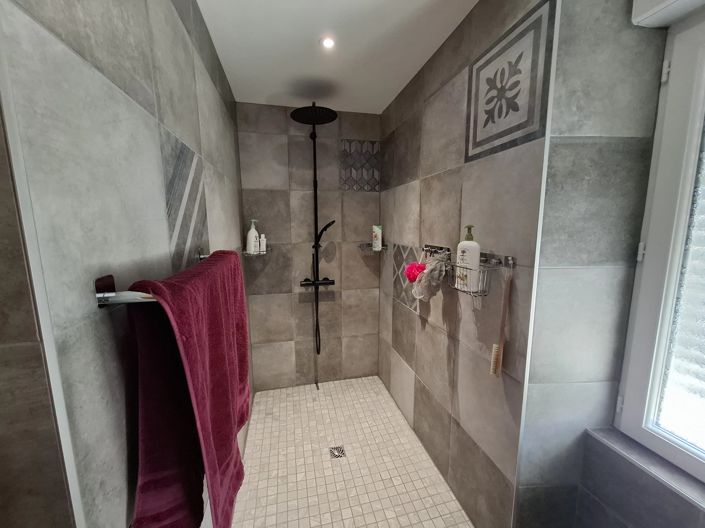 Image No.11-4 Bed House for sale