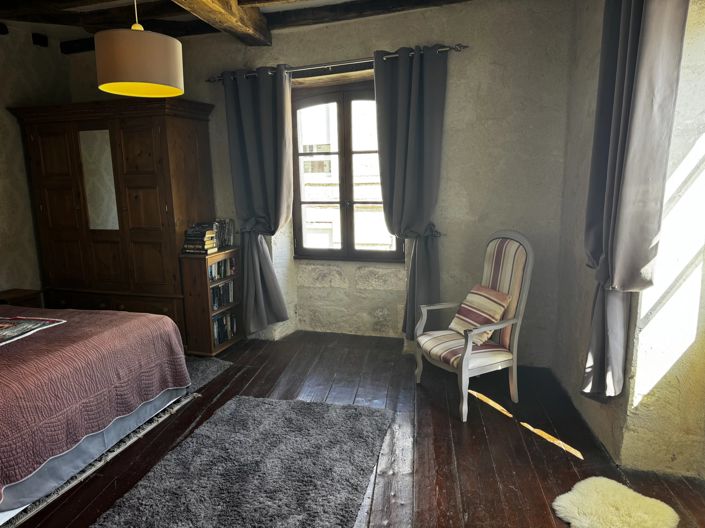 Image No.9-4 Bed Village House for sale
