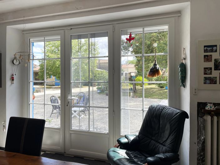 Image No.7-4 Bed House for sale
